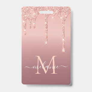 Modèle de badge personnalisé avec nom et lettre en