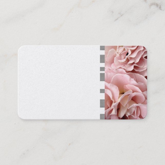 modèle de carte de visite pétales roses sur papier (Devant)