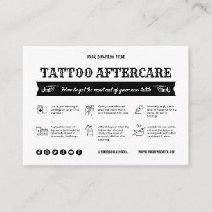 Modèle de la carte postsoins de tatouage noir avec