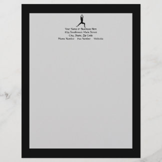 Modèle De Papier À En-tête Silhouette de pose de yoga de guerrier