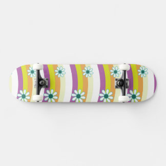 Modèle de skateboard floral Groovy