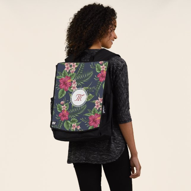 Modèle floral Rouge Hibiscus Monogramme sac à dos (Porté)