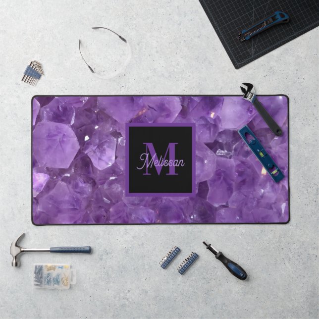 Modern Amethyst Birthstone Monogram Name (Poste de travail)
