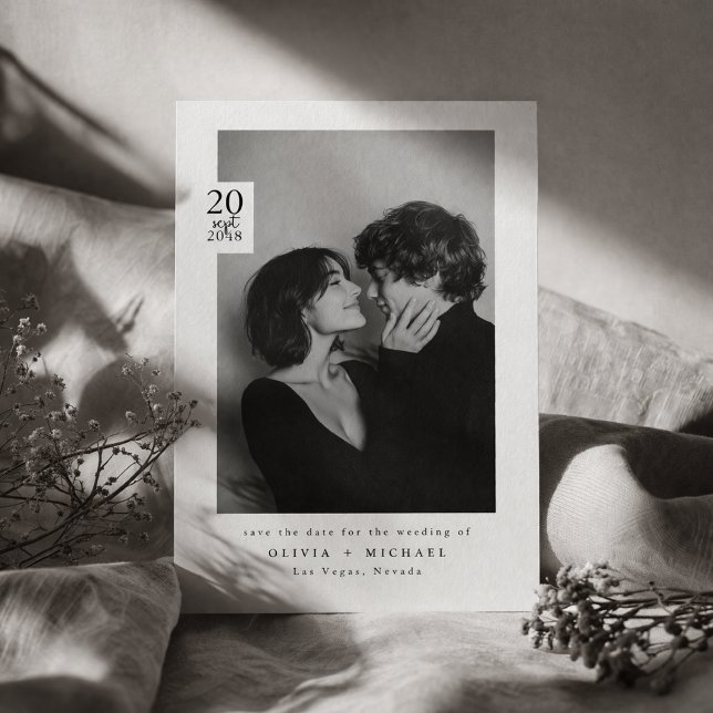 Modern Black White Editorial Photo Save the Date (Créateur téléchargé)