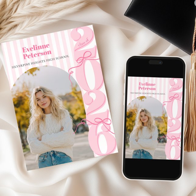 Modern Pink 2026 Graduation Invitation (Créateur téléchargé)