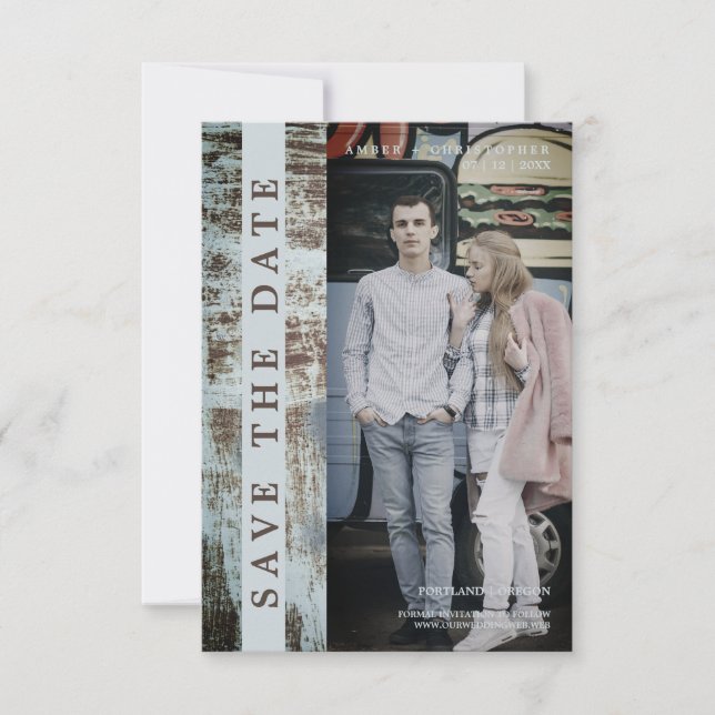 Modern Urban Grunge Romantic Engaged Couple (Devant)