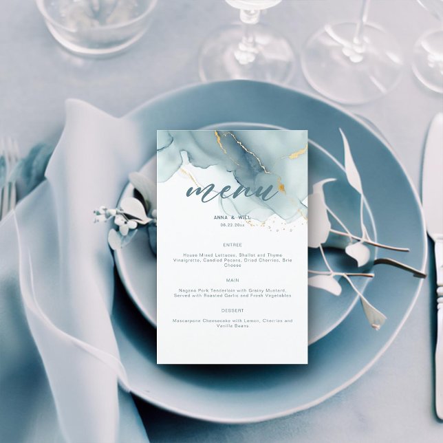 Moderne Dusty Bleu Élégant Script Plage Mariage (dusty blue beach wedding menu large gold summer waves modern romantic elegant bohemian chic)