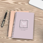 Moderne Pastel Monogram Purple Planificateur Perso<br><div class="desc">Planificateur personnalisé avec une belle palette de couleurs pastel avec un monogramme personnalisé et un design géométrique. Ce design est offert sur différentes options de couleurs arrière - plans que vous pouvez trouver dans une collection "Pastel Modern Monogram Business" dans notre magasin.</div>