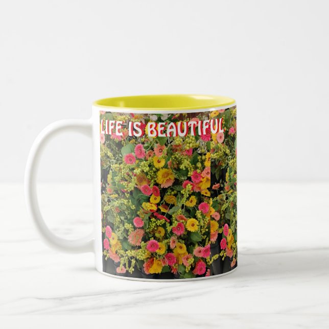 MOJISOLA ADEOLA GBADAMOSI MUG (Gauche)