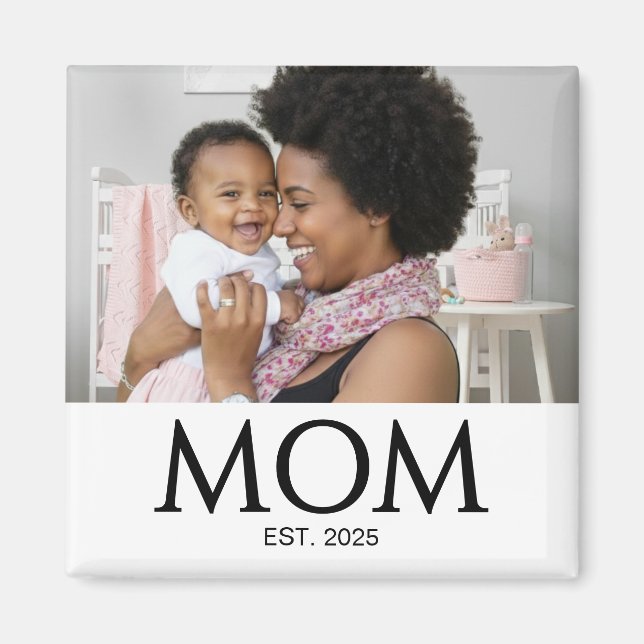 Mom Established Photo Gift Magnet (Devant)