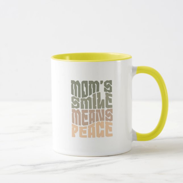 Mom’s Smile Means Peace – Green & Maron Mug (Droite)