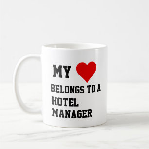 Mon Appartenance À Un Directeur D'Hôtel Mug