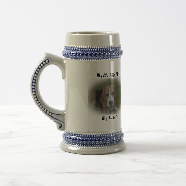 Mon clébard ma tasse mes amis. (Gauche)