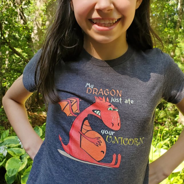 Mon Dragon mange ton t-shirt pour enfants Unicorn (Whimsical "My Dragon just ate your Unicorn" shirt for kids!)
