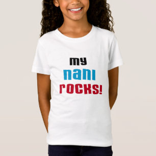 Mon Nani bascule le T-shirts et les cadeaux