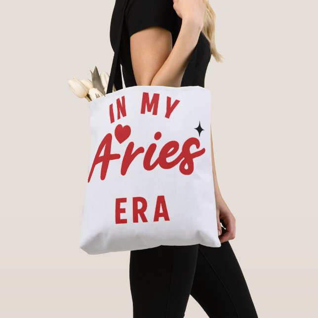 mon sac fourre-tout d'ère du Bélier, cadeau d'anni (De près)