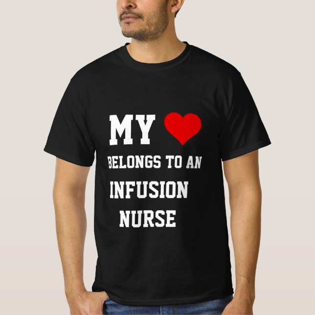 Mon T-Shirt Appartient à une Infirmière en Perfusi (Devant)