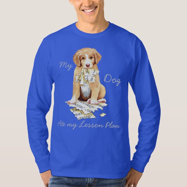 Mon Toller a mangé mon plan de leçon T-shirt (Devant)