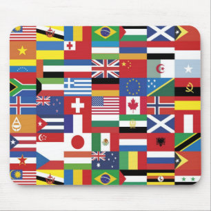 Monde de tapis de souris de drapeaux
