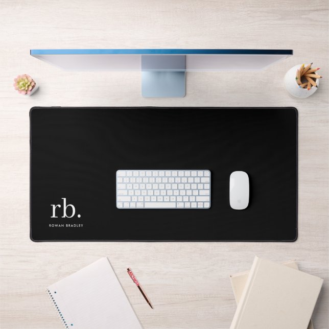 Monogram Classic Elegant Minimum Black and White (Bureau 1)