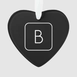 Monogram de Styled   White & Black