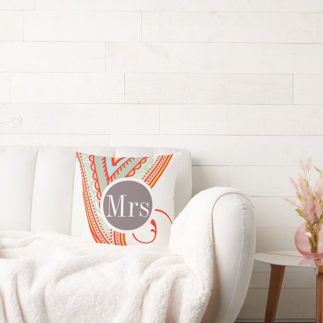 Monogram Pink Mint Taupe Motif moderne Coussin (Canapé)