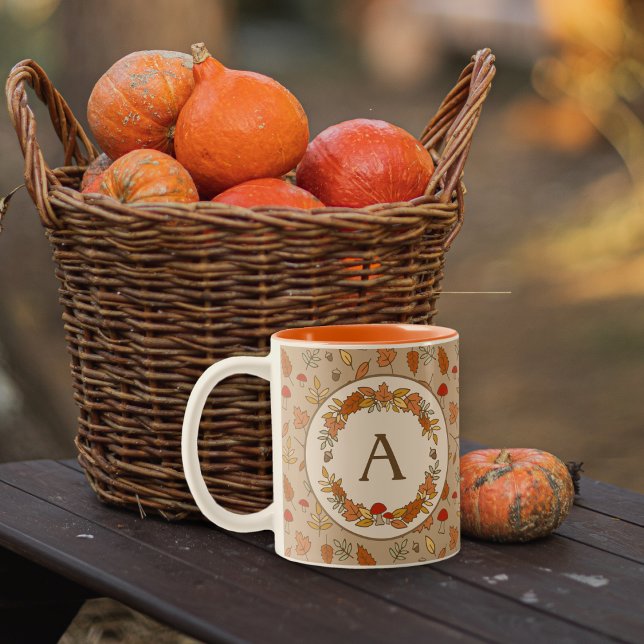 Monogram Thanksgiving Fall Leaves Mug (Créateur téléchargé)
