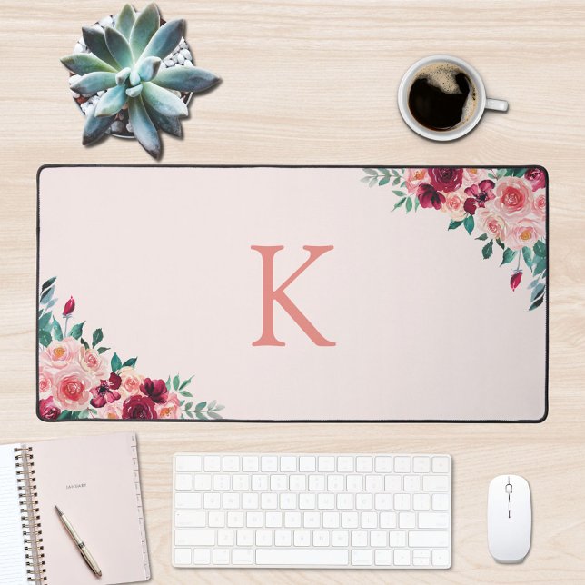 Monogramme Aquarelle Boho rose Bourgogne Floral (In situ office desk)