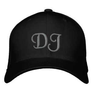 MONOGRAMME CASQUETTES