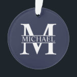 Monogramme et nom personnalisés bleu marine<br><div class="desc">Monogramme personnalisé et cadeaux de nom avec monogramme blanc personnalisé dans le style de police serif classique avec boîte de nom au milieu du monogramme sur arrière - plan bleu marine.</div>