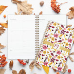 Monogramme floral d'aquarelle de Bourgogne<br><div class="desc">Cette bannière de couverture souple est ornée d'un luxueux ruban doré satiné et d'un arrière - plan vibrant de fleurs d'aquarelle couleur automne dans des tons bordeaux et or riches avec des espaces de planification hebdomadaires et mensuels. Faites-le uniquement à vous en ajoutant votre propre initiale.</div>