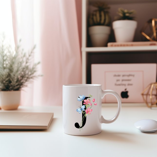 Monogramme initial floral J Mug (Créateur téléchargé)