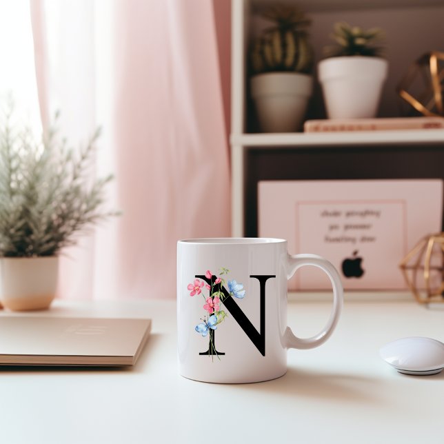Monogramme initial floral N Mug (Créateur téléchargé)