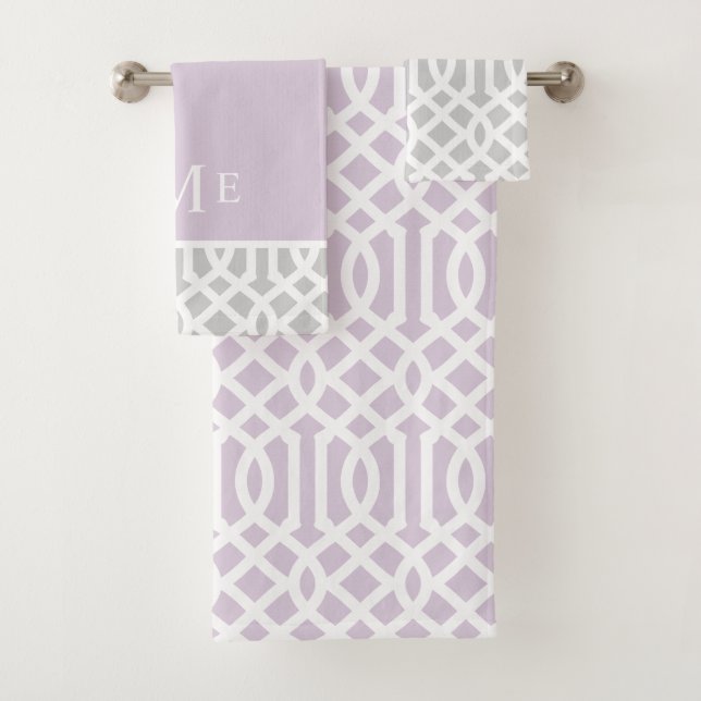 Monogramme Lilac et Grey Trellis | Couleurs modifi (En situation)
