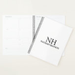 Monogramme noir et blanc simple Moderne<br><div class="desc">Planificateur d'affaires moderne avec un design simple et minimal en noir et blanc avec votre monogramme en caractères gras avec votre nom sur le devant. Le dos contient vos coordonnées.</div>