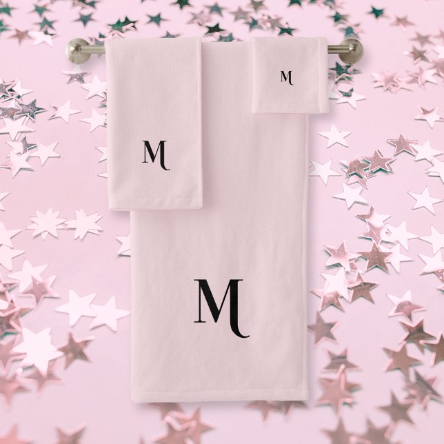 Monogramme noir moderne élégant Premier Pastel ros (Modern Elegant Black Monogram Initial Pastel Pink Bath Towel Set)