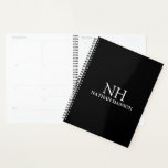 Monogramme noir simple moderne<br><div class="desc">Planificateur d'affaires moderne avec un design noir simple et minimal avec votre monogramme en caractères gras avec votre nom sur le devant. Le dos contient vos coordonnées.</div>