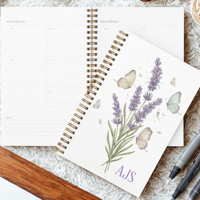 Monogramme Papillon Lavande pour la Remise des Dip (Lavender botanical stems and butterflies for a special teacher graduation — gift idea for her)