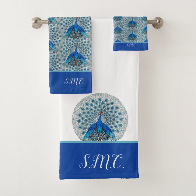 Monogramme Peacock Turquoise Bleu et blanc Monogra (En situation)