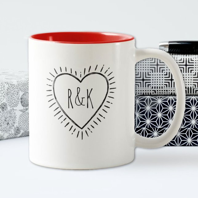 Monogramme Valentines Jour Coeur café Mug (A modern monogram heart  Valentines Day mug, Personalize it with your initials.)