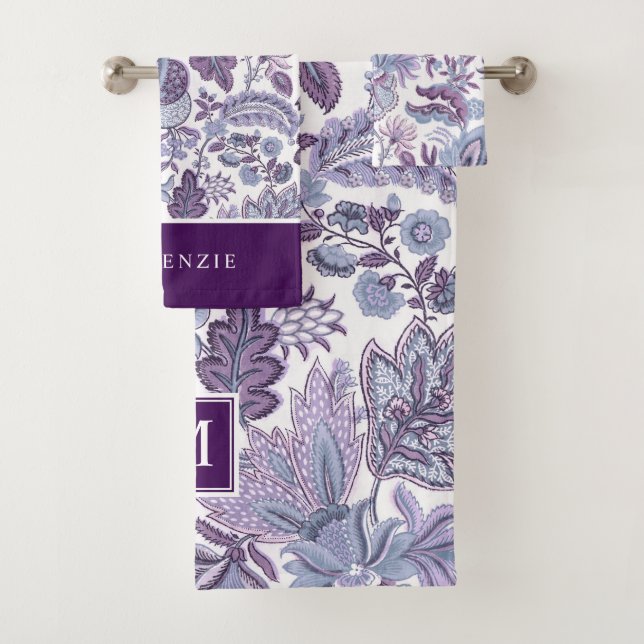 Monogramme Vintage floral de Boho pourpre (En situation)