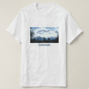 Montagnes bleues dans le Colorado T-Shirt