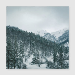 Montagnes neigeuses en Géorgie