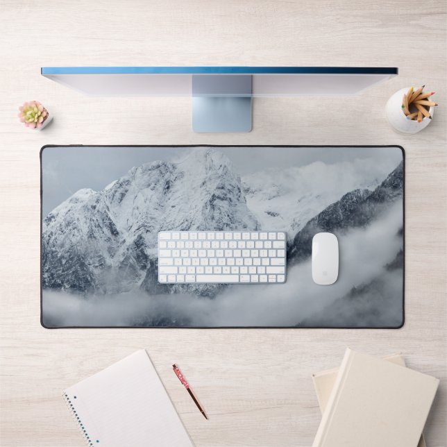 Montagnes, nuages et brouillard (Bureau 1)