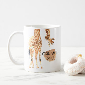 Montre 2017 de girafe - regard de la tasse