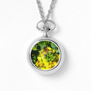 Montre Abeille sur Fleurs Jaunes
