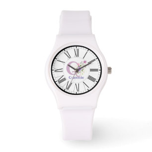 Montre avec design de chiffres romains et initiale