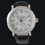 Montre Bois rustique 5e anniversaire Mariage<br><div class="desc">Le cadeau classique pour le 5ème anniversaire est le bois. C'est dans cet esprit que nous avons créé ce faux bois rustique design moderne cinquième anniversaire avec des chiffres romains, vos noms et date mariage. Conception composite par Holiday Hearts Designs (droits réservés). Si vous avez des questions ou avez besoin...</div>