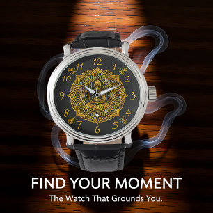 Montre Bouddha d'or entouré de Motifs complexes