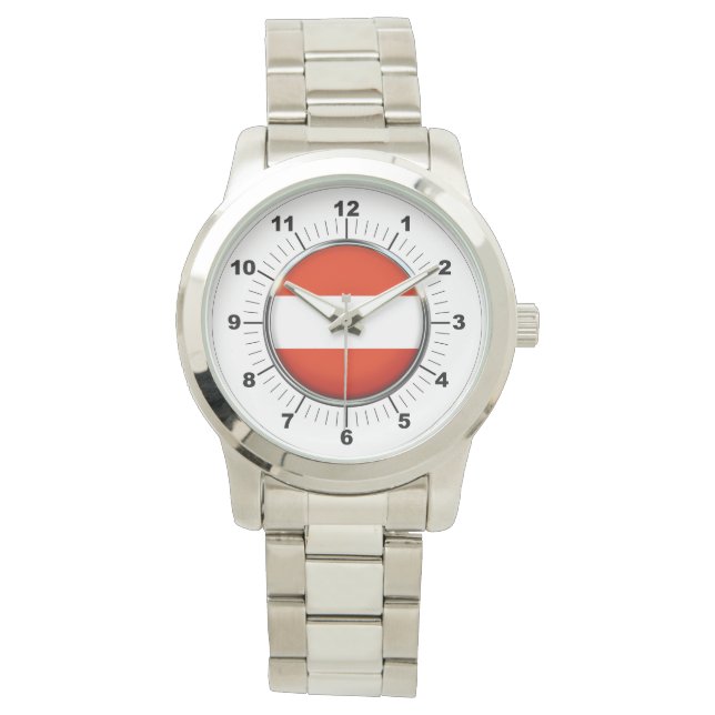 Montre bracelet argentée surdimensionnée avec drap (devant)